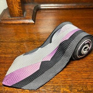 L'uomo Moda Purple Black White Silk Tie
